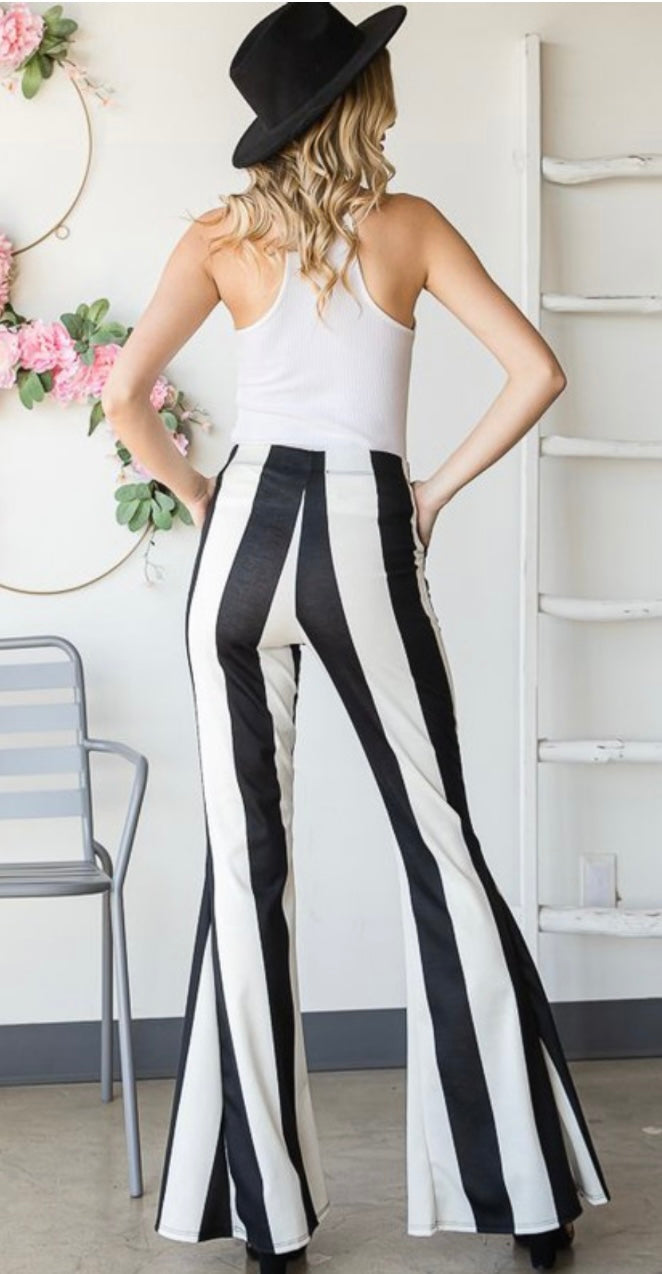 Black & White Striped Flare Pants – Hippology